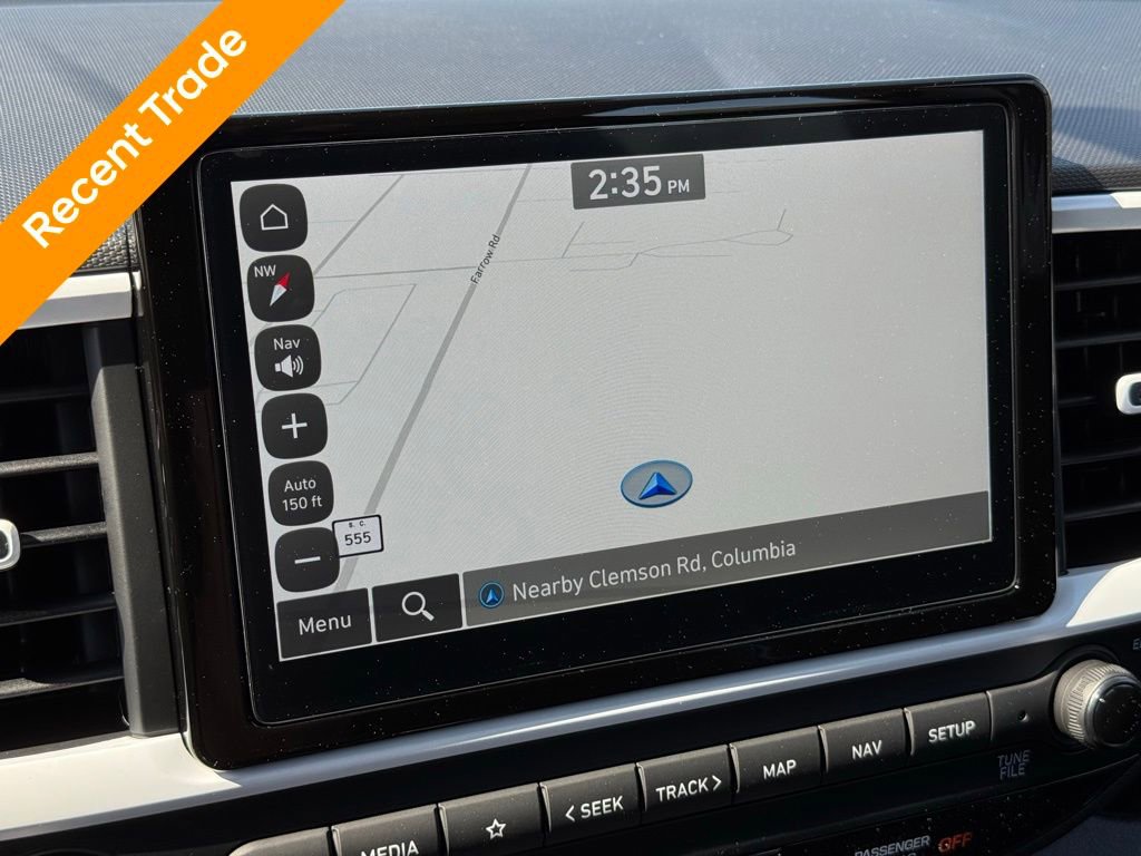 Certified 2025 Hyundai Venue Limited image 3