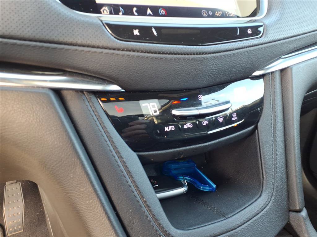 Certified 2022 Cadillac XT5 Premium Luxury image 30