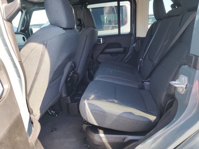 Used 2025 Jeep Wrangler Sahara 4xe image 11