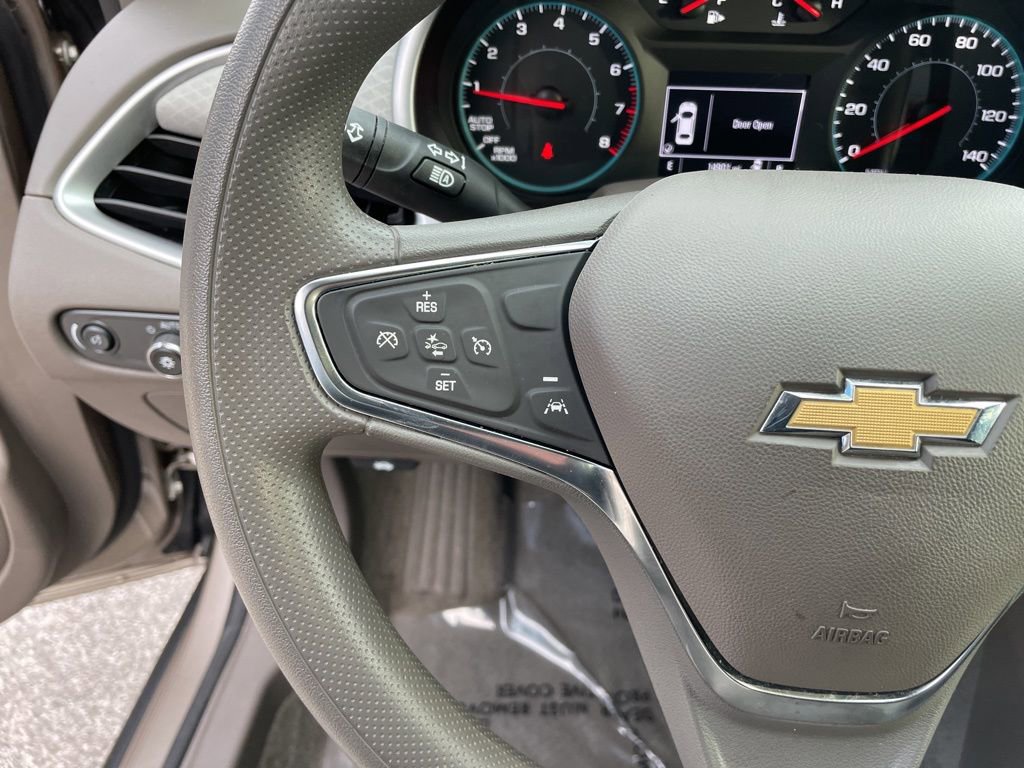 Used 2025 Chevrolet Malibu LT image 13