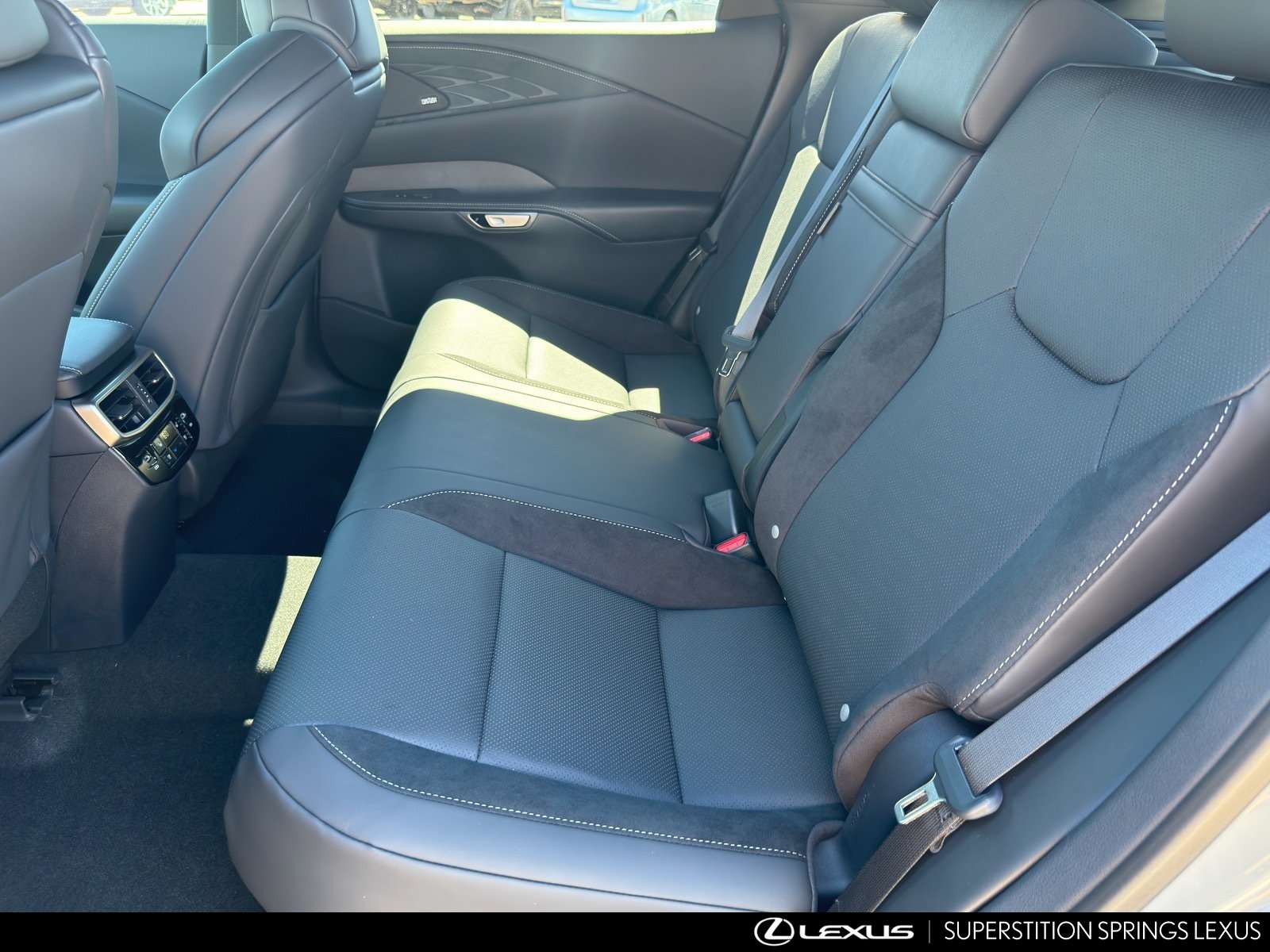 New 2026 Lexus RX 500h F Sport w/ Convenience Package AWD/4WD image 25