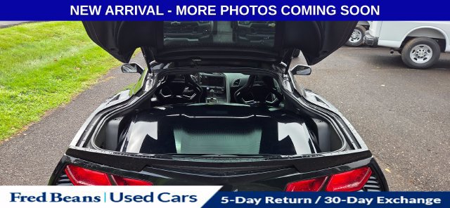 Used 2016 Chevrolet Corvette Stingray Coupe w/ 3LT Preferred Equipment Group RWD image 10
