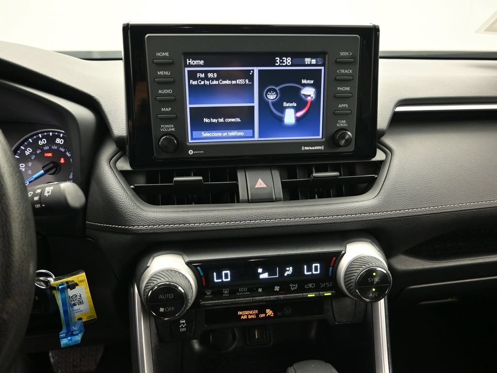 Used 2022 Toyota RAV4 LE AWD/4WD image 14