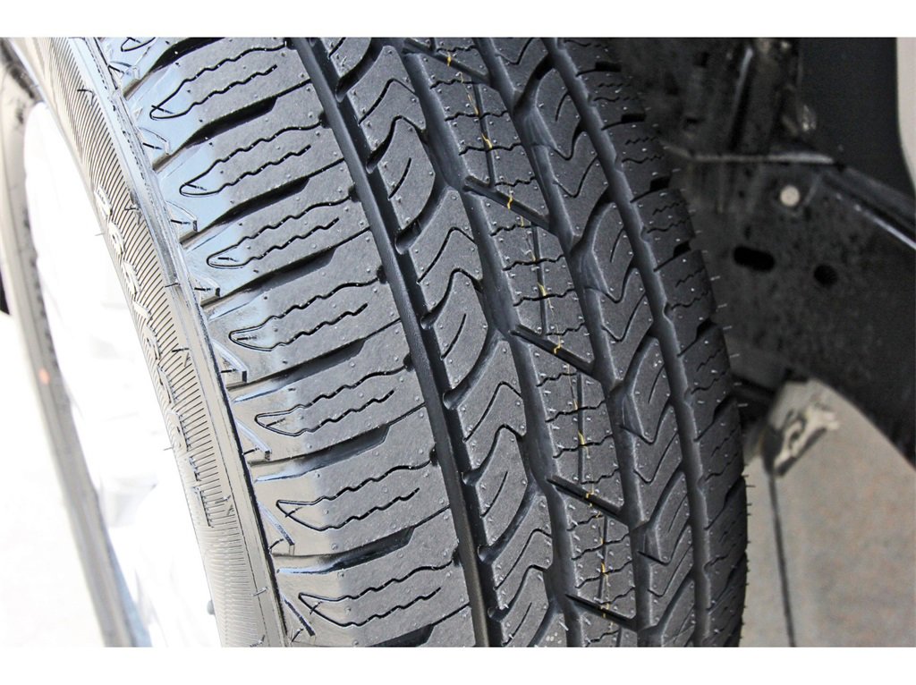 Certified 2023 Nissan Frontier SV w/ SV Premium Package image 30