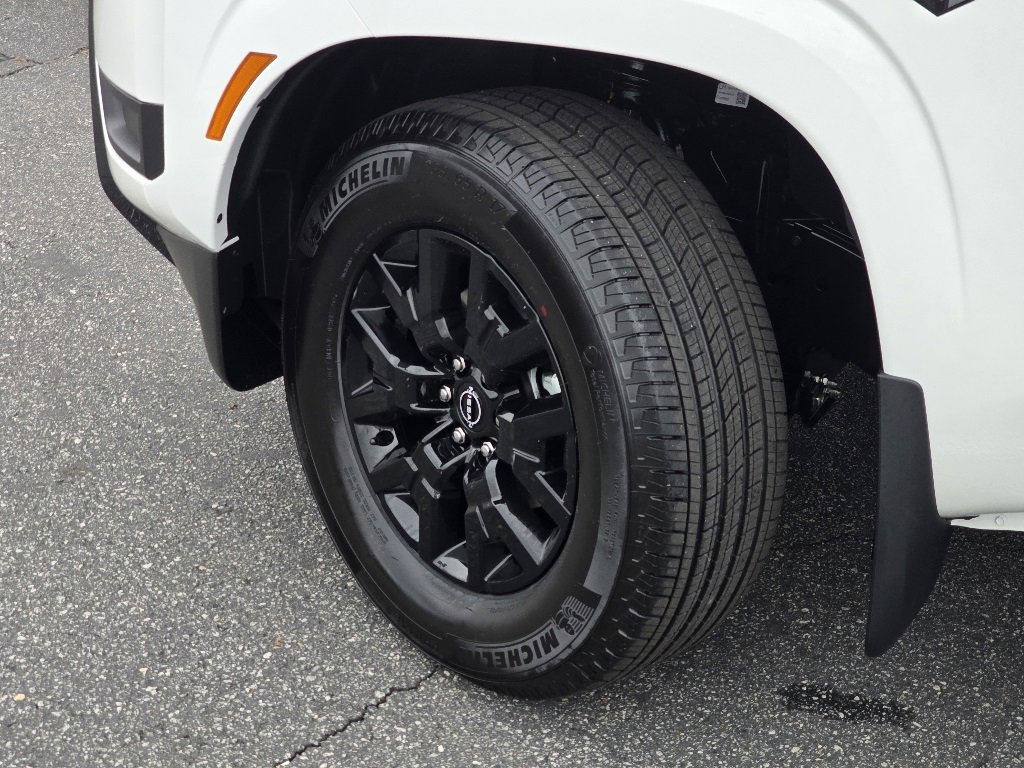 New 2026 Nissan Frontier SV image 22