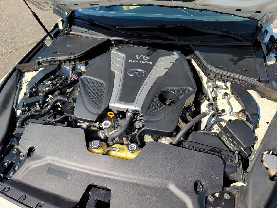 Used 2018 INFINITI Q50 Luxe w/ Essential Package (3.0T Luxe) RWD image 28