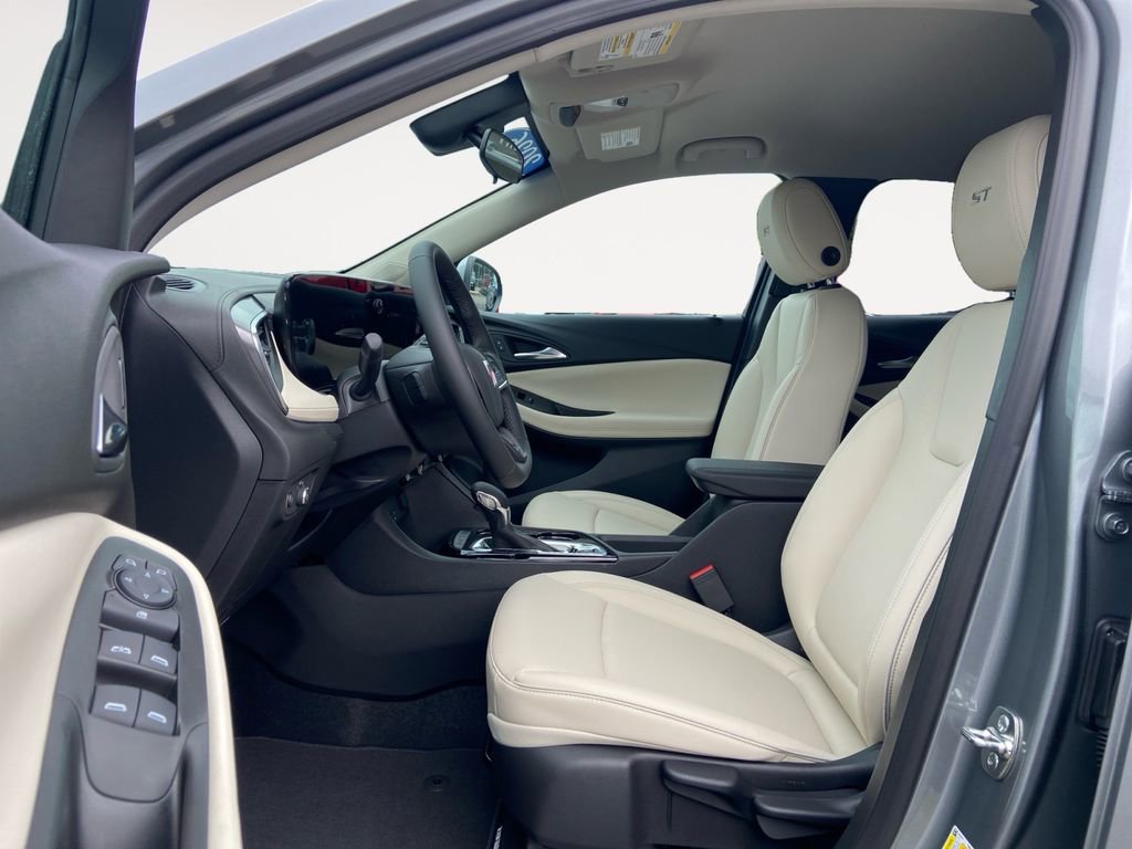 New 2026 Buick Encore GX Sport Touring FWD image 9