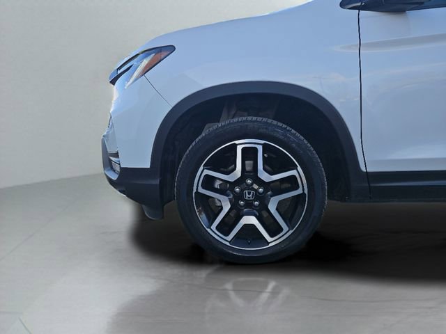 Used 2023 Honda Passport Elite image 16