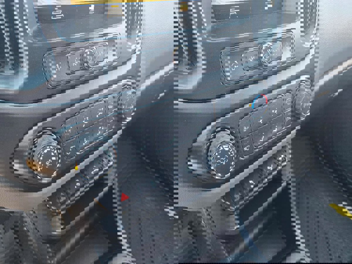 Used 2022 Chevrolet Colorado W/T w/ WT Convenience Package image 22