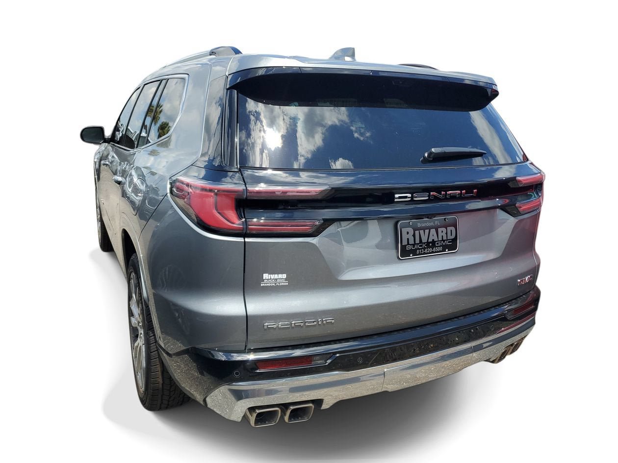 New 2026 GMC Acadia Denali w/ Super Cruise Package FWD image 4