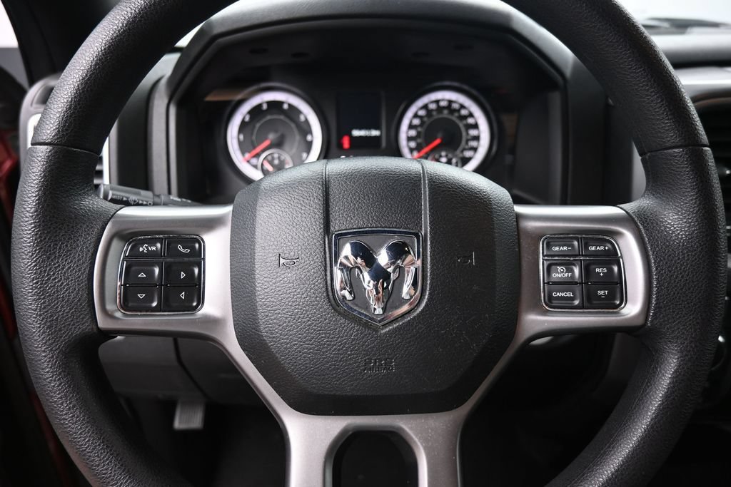 Used 2024 RAM 1500 Warlock AWD/4WD image 19