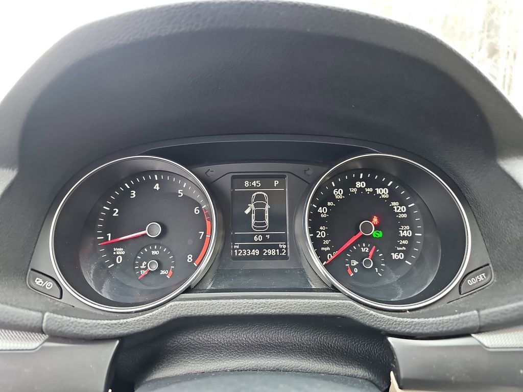 Used 2017 Volkswagen Passat 1.8T R-Line w/ R-Line Lighting Package image 20