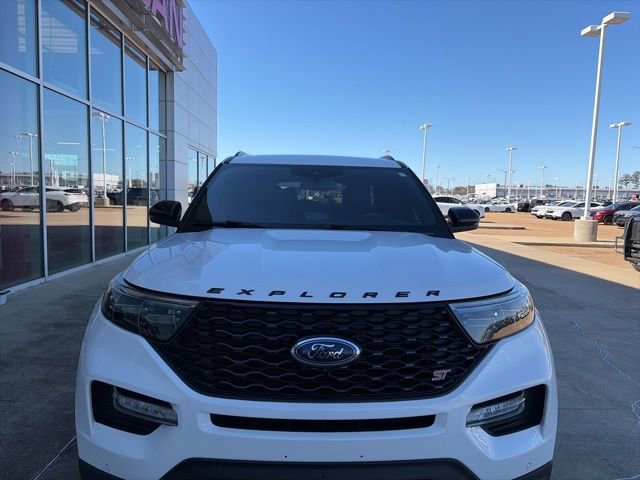 Used 2022 Ford Explorer ST w/ Equipment Group 401A image 7