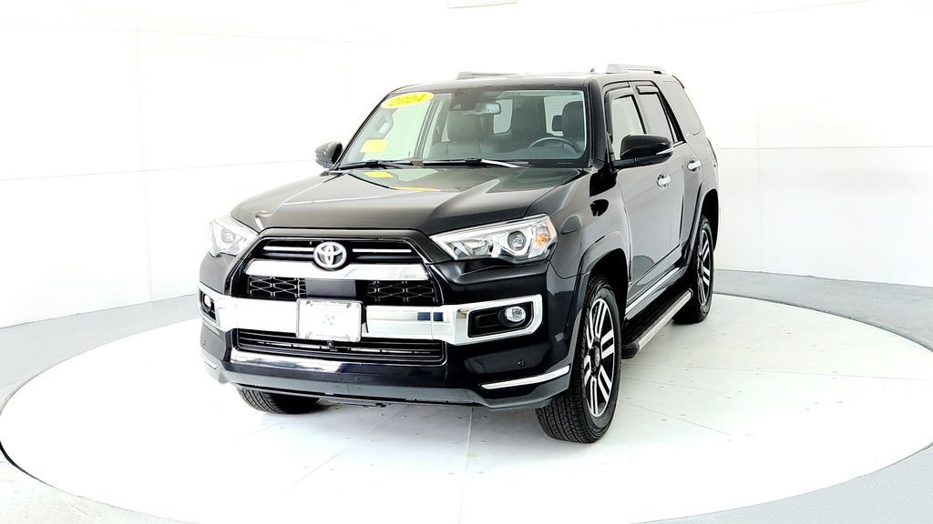 Certified 2024 Toyota 4Runner Limited AWD/4WD image 2