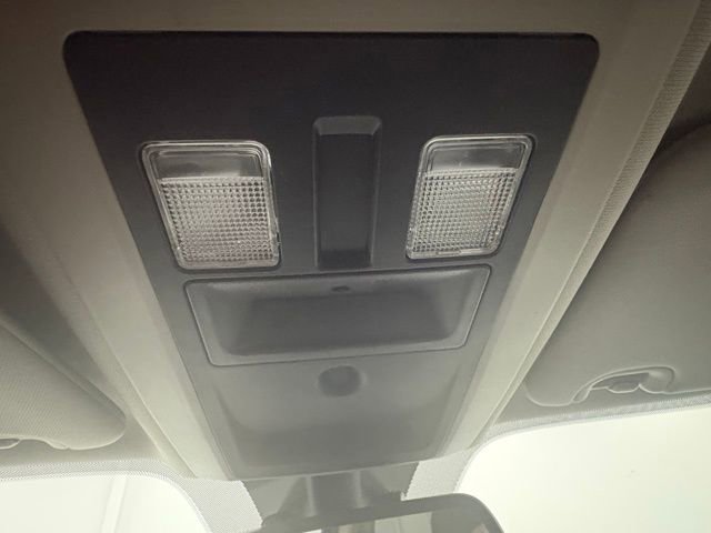 Used 2015 RAM 3500 Tradesman w/ Chrome Appearance Group image 26