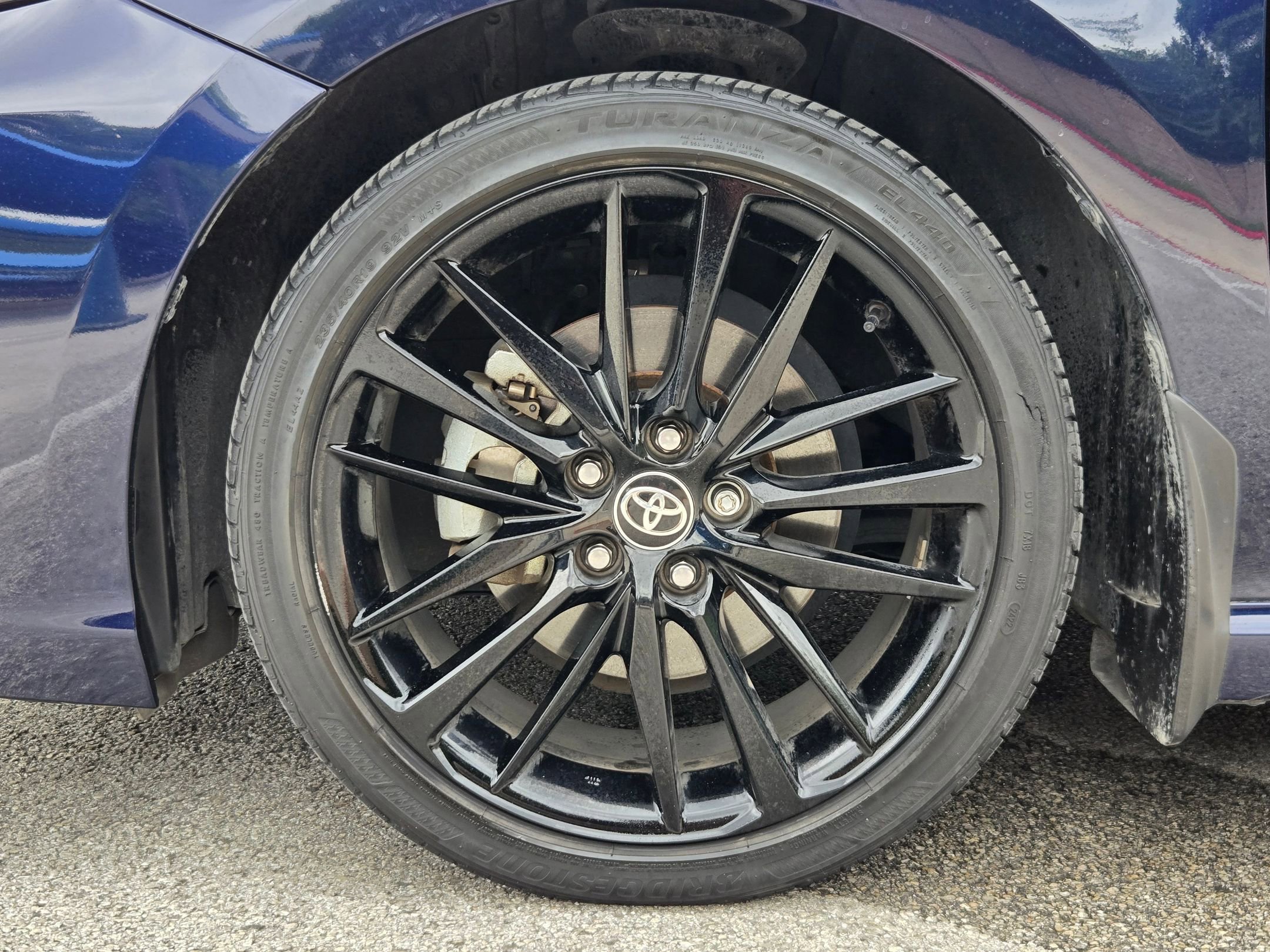 Used 2022 Toyota Camry XSE FWD image 31