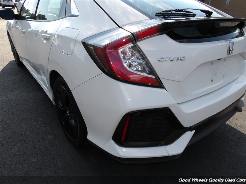 Used 2018 Honda Civic EX image 9