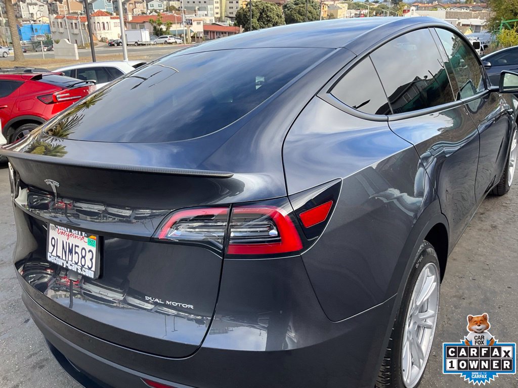 Used 2024 Tesla Model Y Long Range AWD/4WD image 92