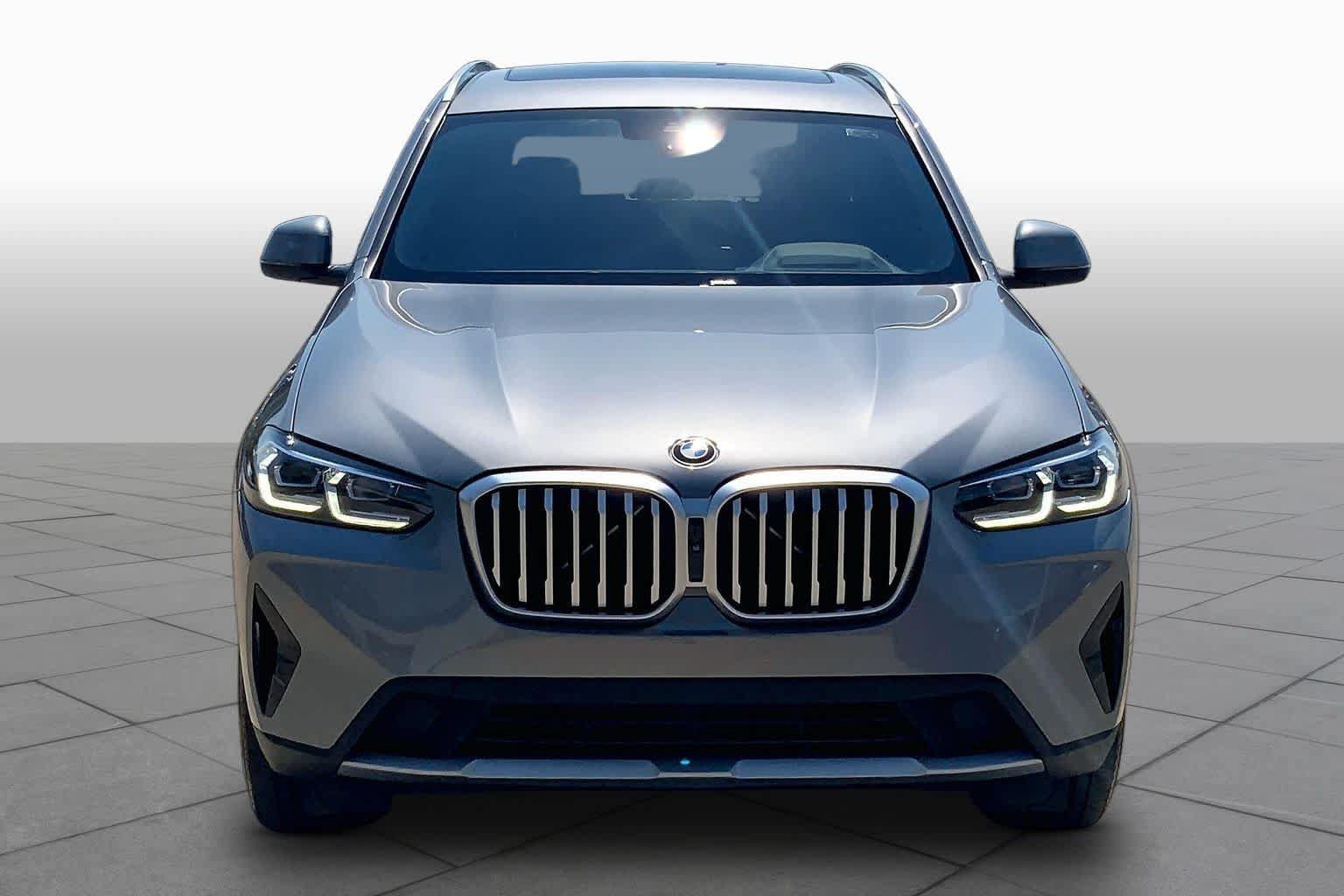 Used 2024 BMW X3 sDrive30i w/ Premium Package w/ZPA RWD image 4