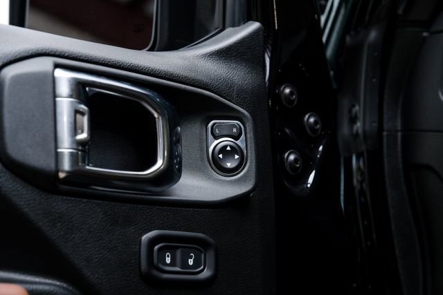 Used 2025 Jeep Gladiator Rubicon w/ Safety Group AWD/4WD image 86