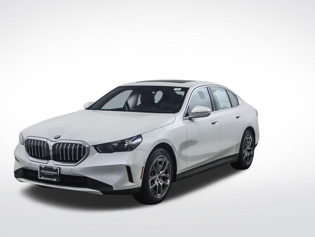 Used 2026 BMW 530i xDrive AWD/4WD image 1