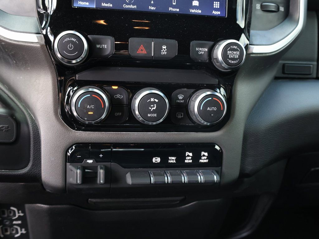 Used 2022 RAM 2500 Big Horn w/ Level A Equipment Group image 28