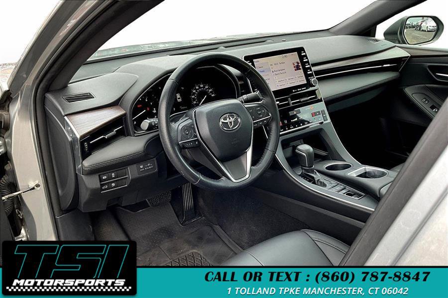 Used 2019 Toyota Avalon XLE FWD image 14