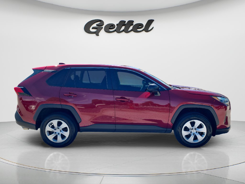 Certified 2023 Toyota RAV4 LE FWD image 4