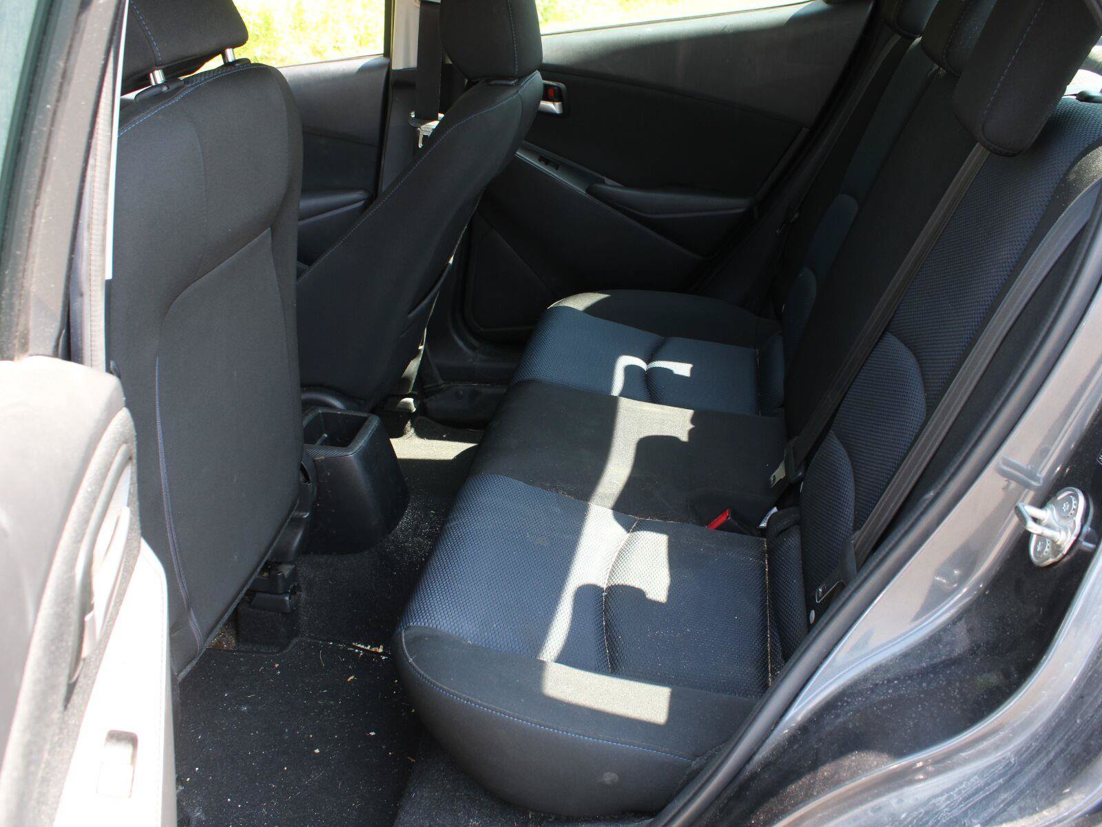 Used 2019 Toyota Yaris LE FWD image 18
