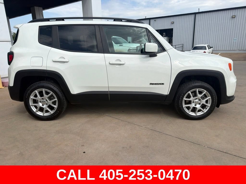 Used 2021 Jeep Renegade Latitude AWD/4WD image 2