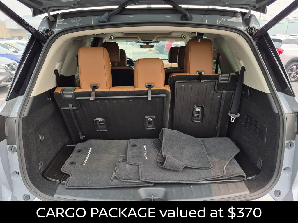 Certified 2025 Nissan Pathfinder Platinum AWD/4WD image 10