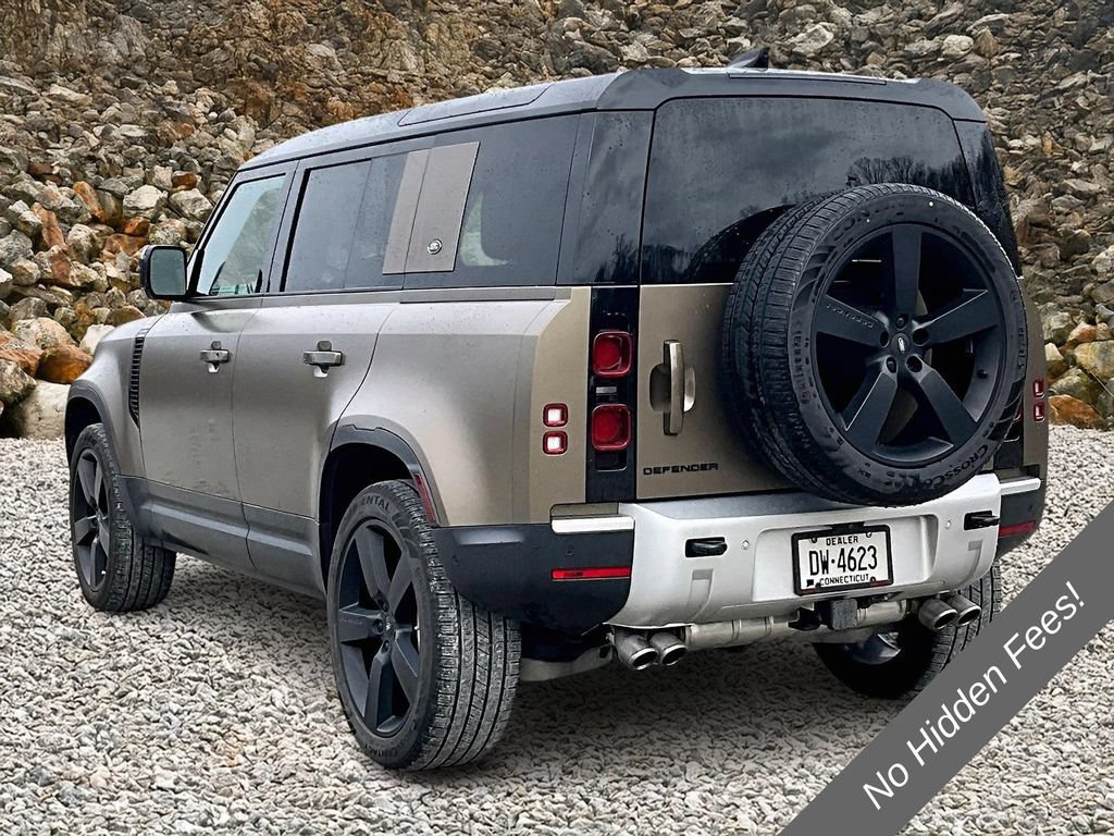 Used 2024 Land Rover Defender 110 SE AWD/4WD image 10