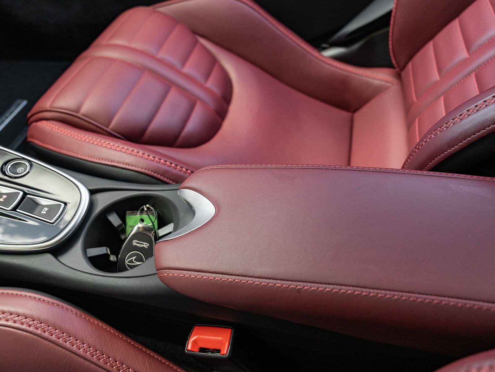 Used 2025 McLaren GTS RWD image 44