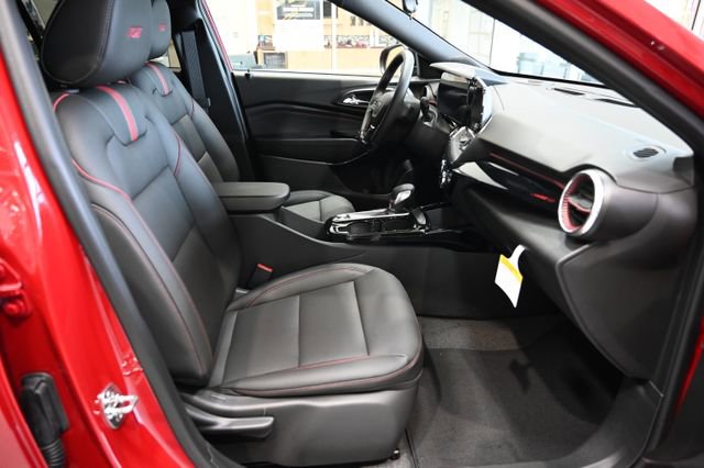 New 2026 Chevrolet Trax RS w/ Driver Confidence Package FWD image 10