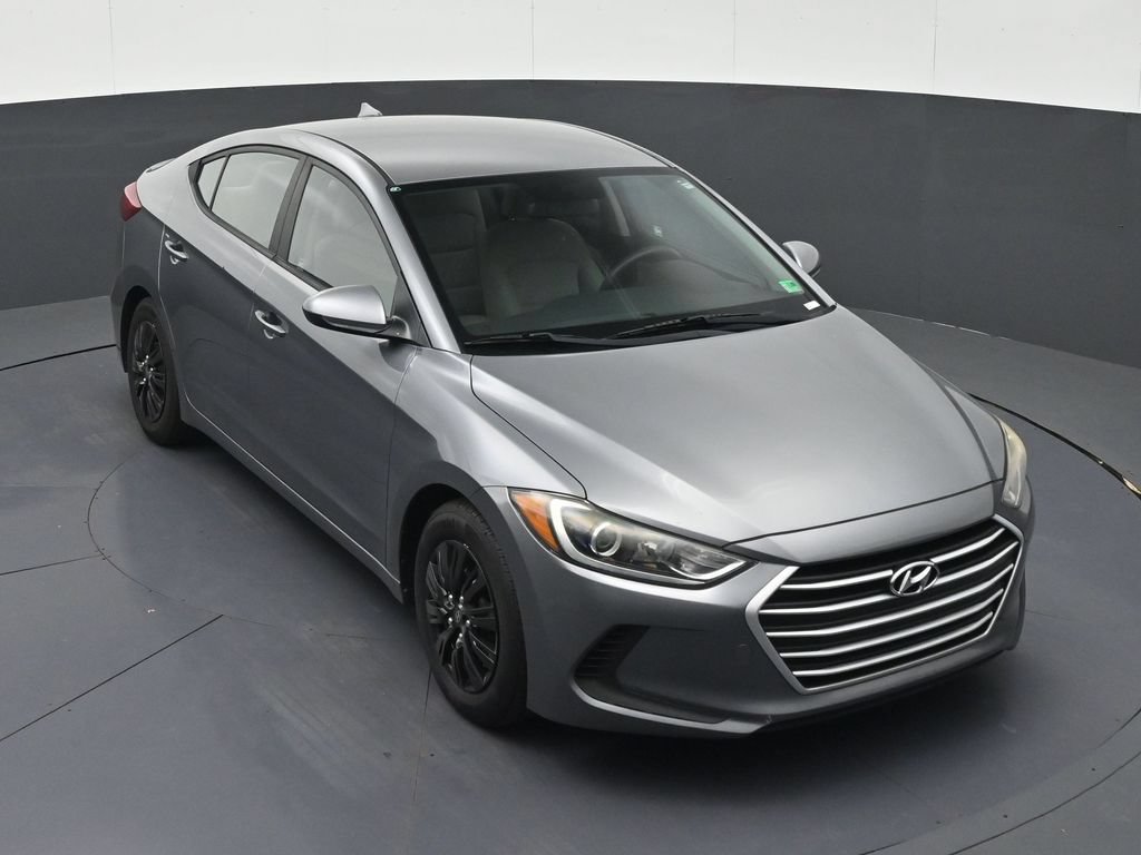 Used 2017 Hyundai Elantra SE FWD image 27