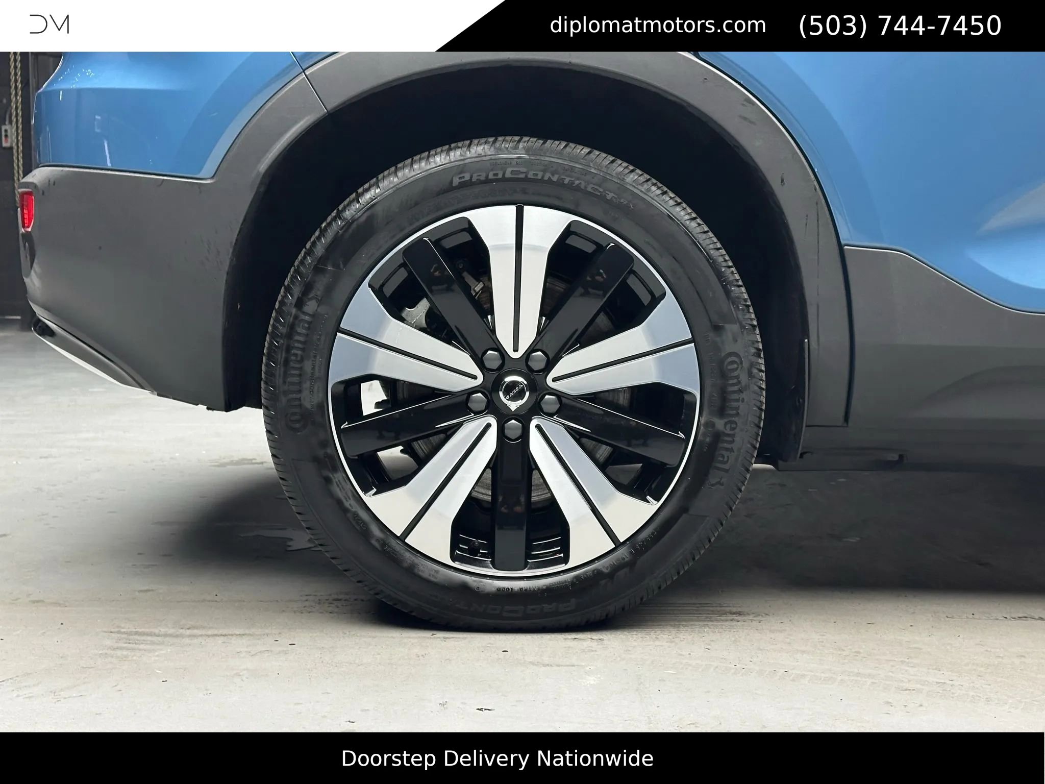 Used 2023 Volvo XC40 Recharge Core image 38