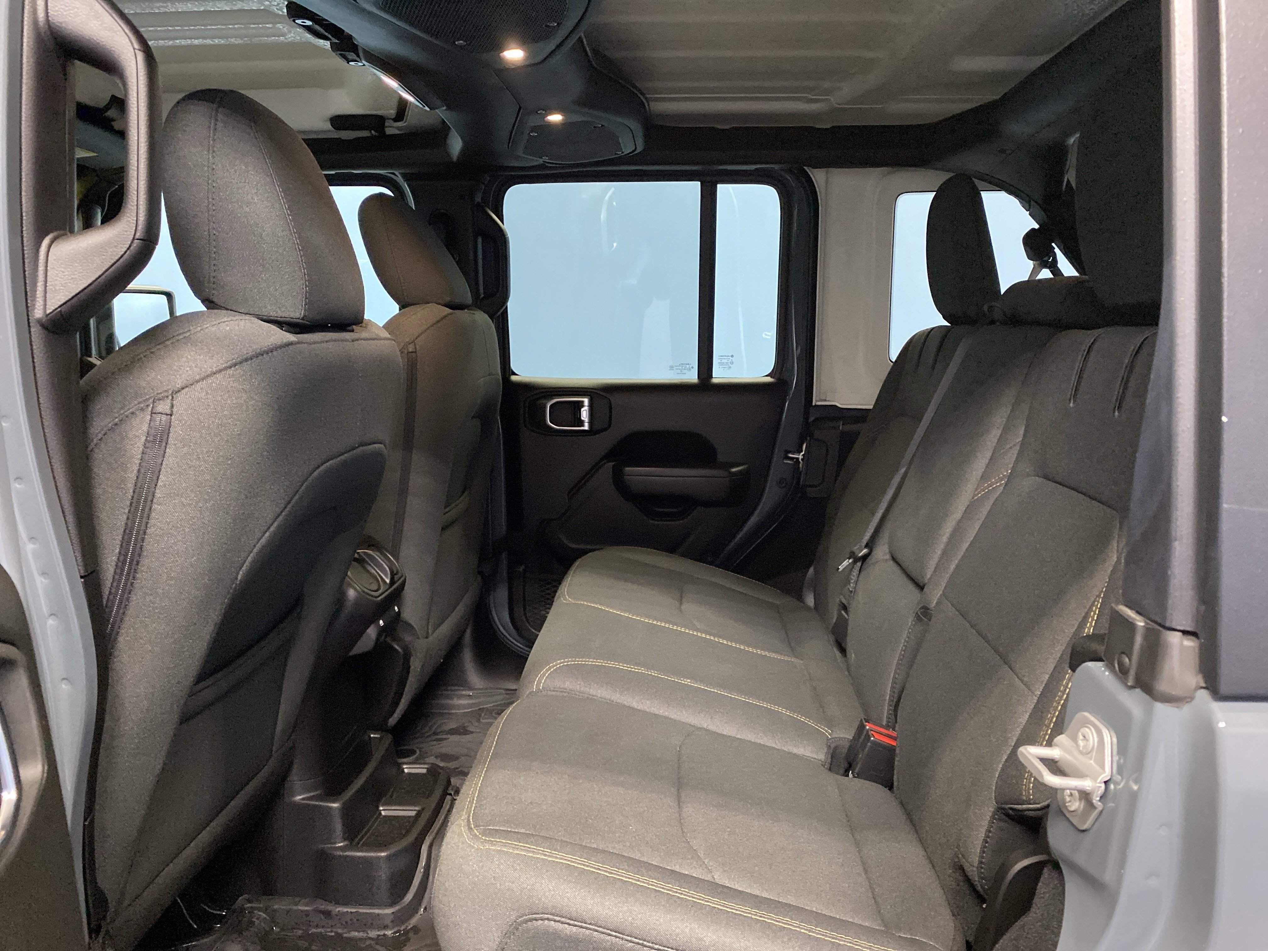 Certified 2025 Jeep Wrangler Willys image 24