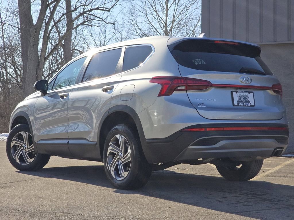 Used 2023 Hyundai Santa Fe SE w/ Cargo Package image 13