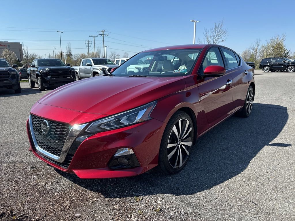 Used 2021 Nissan Altima 2.5 Platinum AWD/4WD image 2