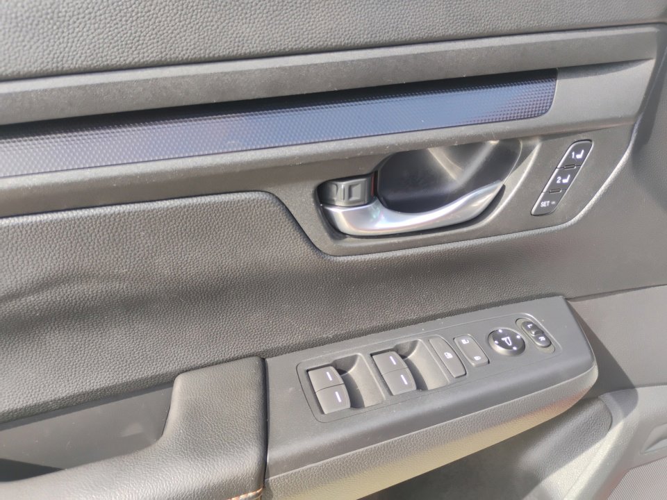 Certified 2025 Honda CR-V Sport-L image 32