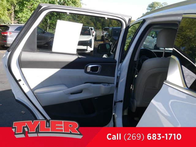 Used 2024 Kia Sorento SX Prestige w/ Panoramic Sunroof Package image 21
