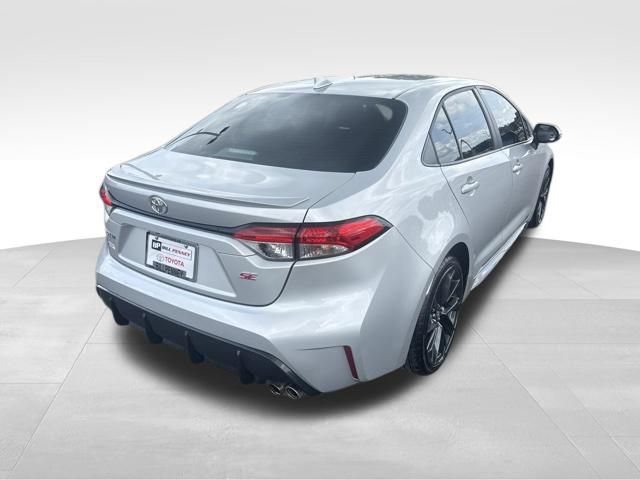 Used 2024 Toyota Corolla SE FWD image 5