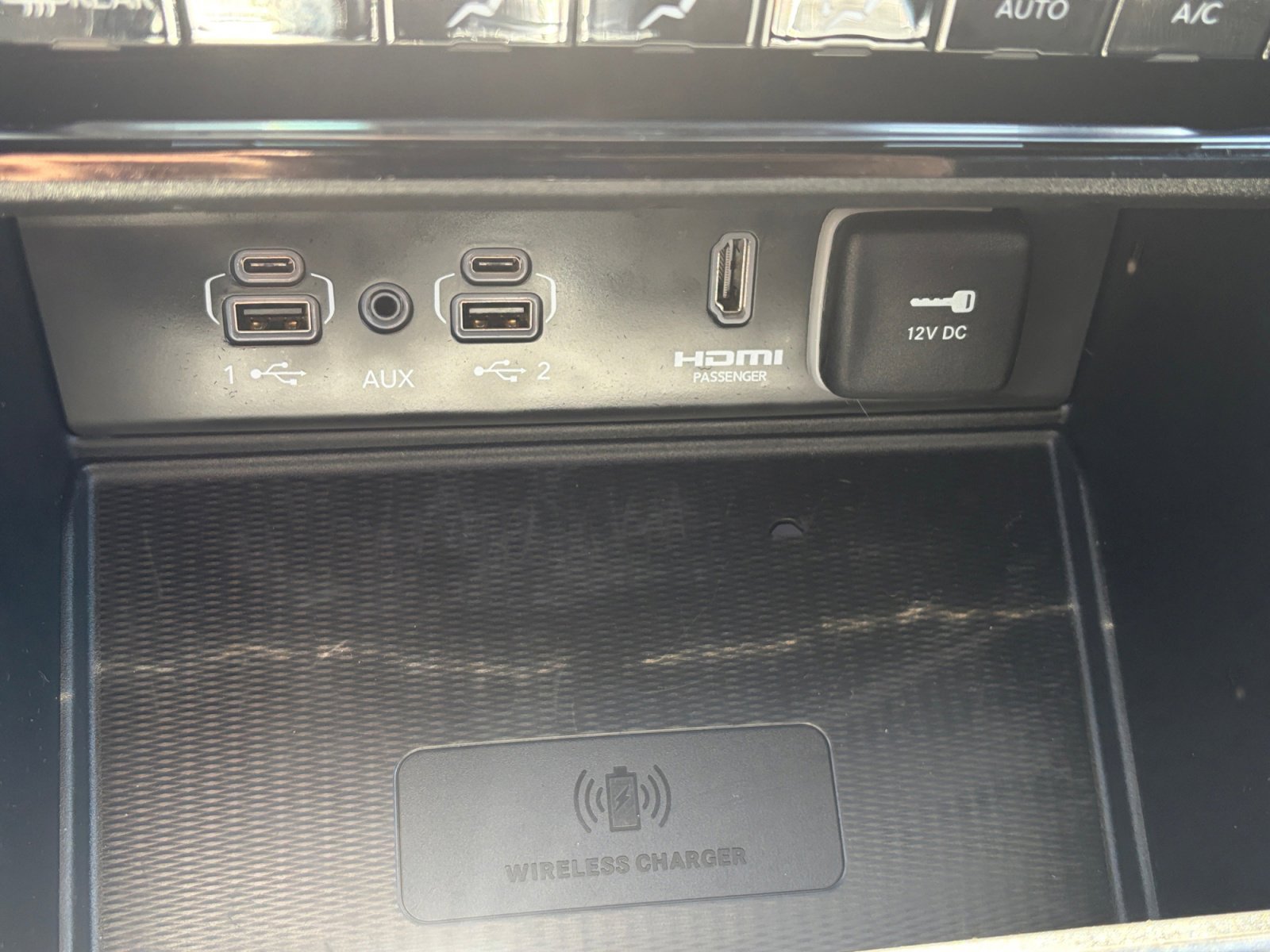 Used 2023 Jeep Grand Cherokee Trailhawk w/ Advanced Protech Group II AWD/4WD image 31