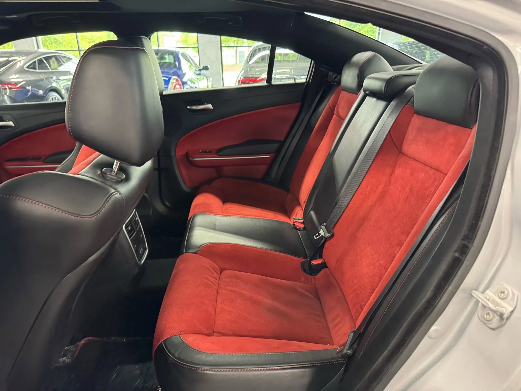 Used 2022 Dodge Charger Scat Pack w/ Plus Group RWD image 18