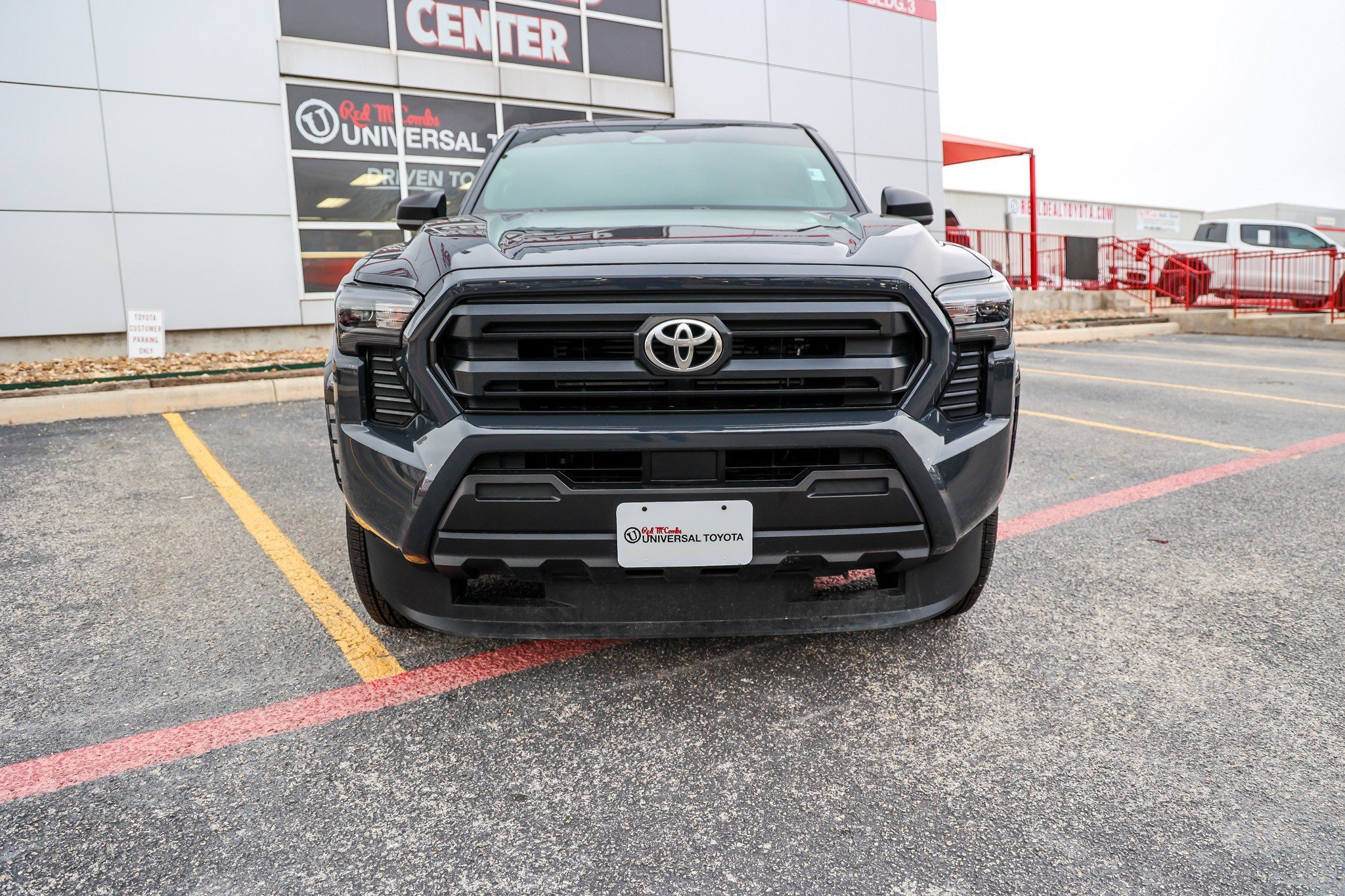 Certified 2025 Toyota Tacoma SR AWD/4WD image 3