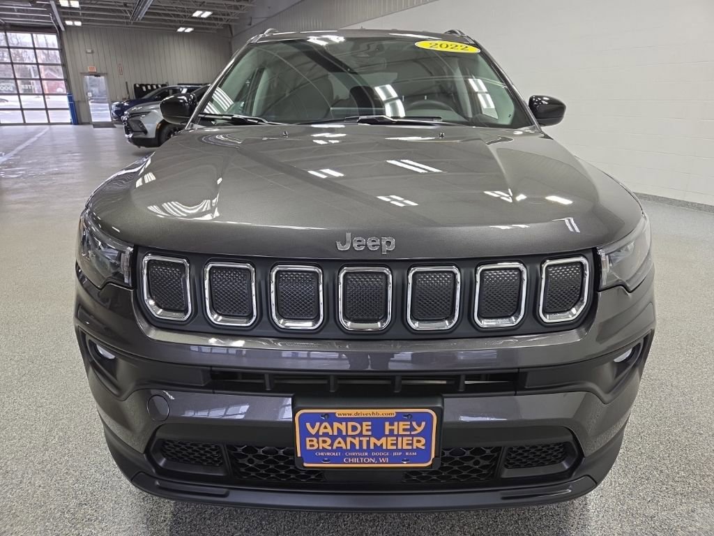 Used 2022 Jeep Compass Latitude w/ Convenience Group image 2