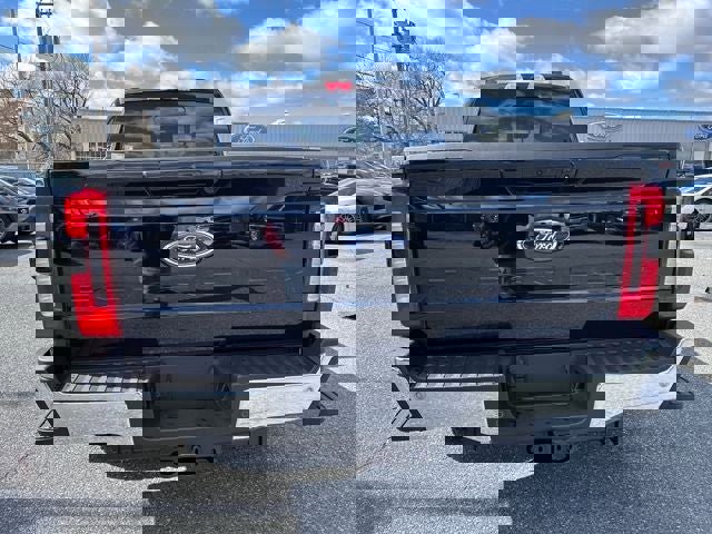 New 2026 Ford F250 Lariat w/ Chrome Package image 4