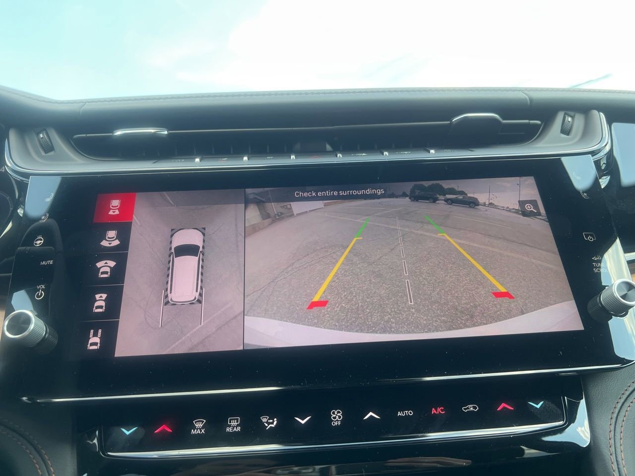 New 2026 Jeep Grand Cherokee L Summit w/ Obsidian Package AWD/4WD image 28