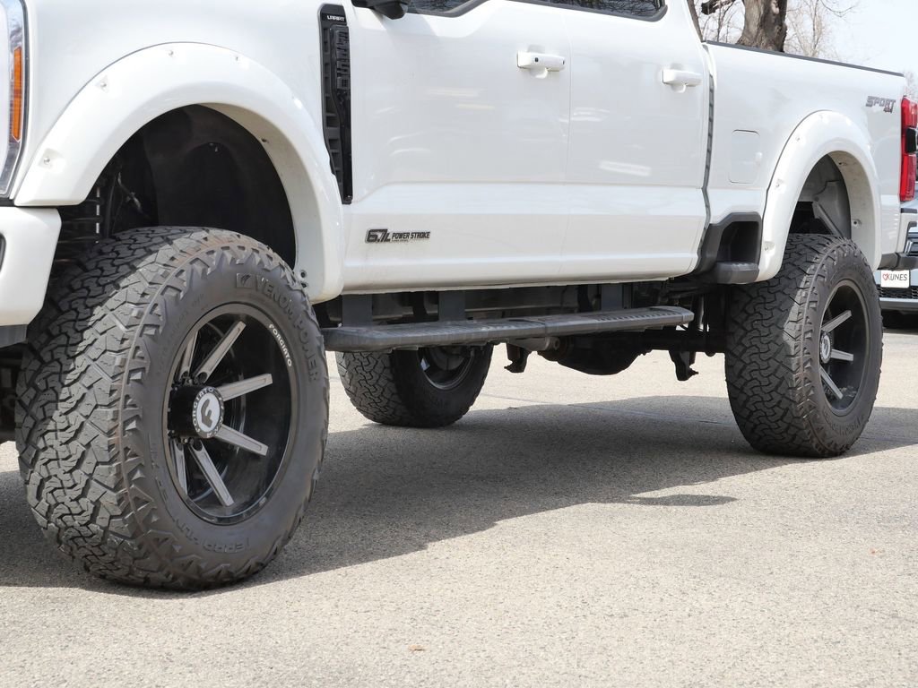 Used 2023 Ford F250 Lariat w/ Lariat Ultimate Package image 5