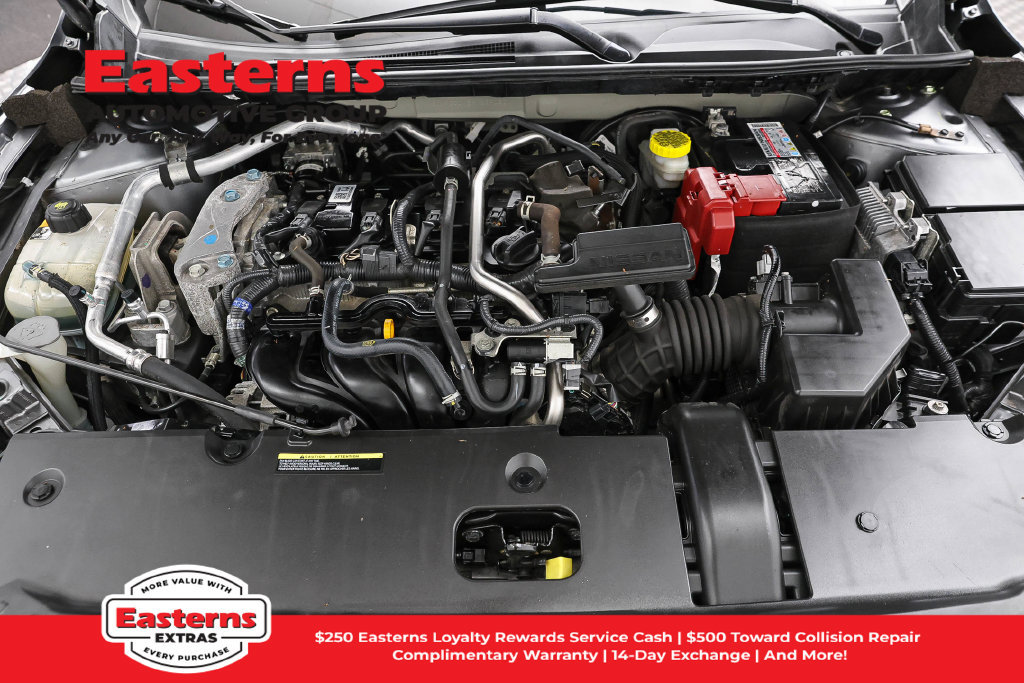 Used 2023 Nissan Sentra SR w/ Midnight Edition Package FWD image 8
